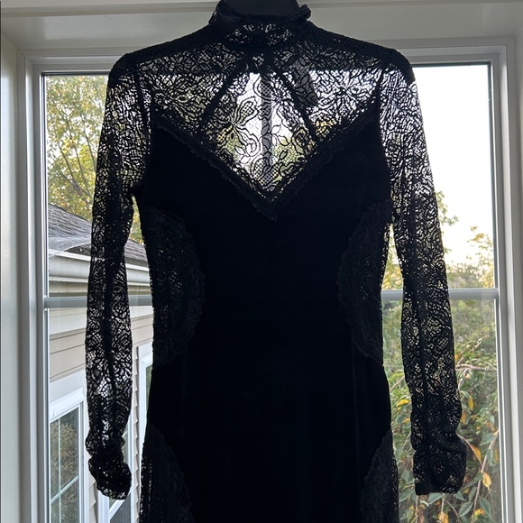 Anthropologie Long-Sleeve Mock-Neck Lace Velvet Midi Slip Dress Evening XS NWT - Picture 9 of 15